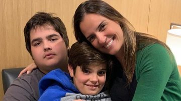 Luciana Cardoso em rara aparição com os filhos - Foto/Destaque Instagram