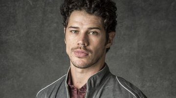 José Loreto como Junior, em ''O Sétimo Guardião'' - Globo/João Cotta